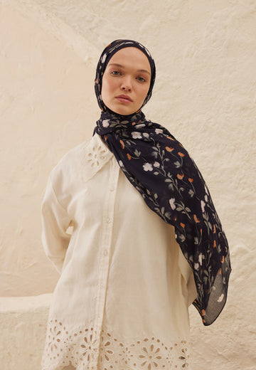Lacivert Soft Flowers Desen Rami Şal