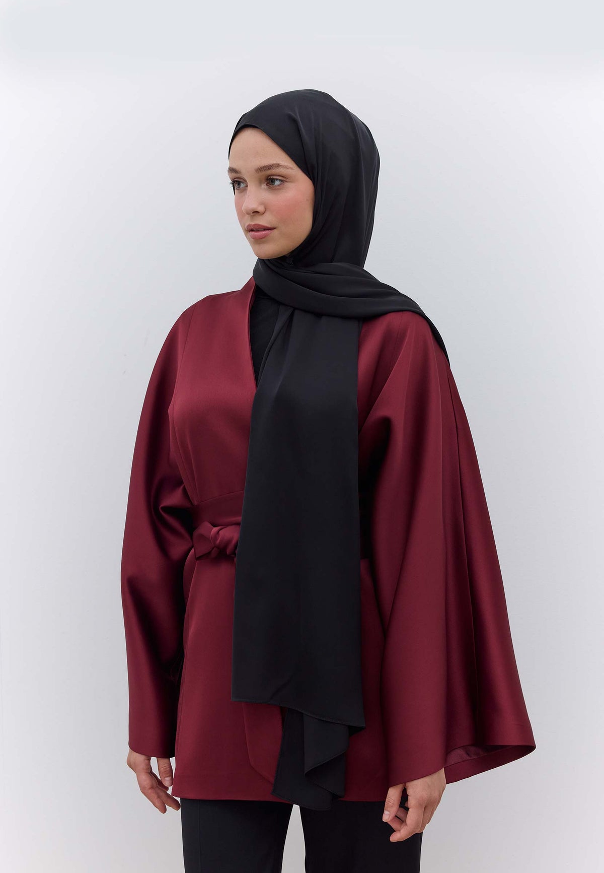 Siyah İpeksi Elegance Şal