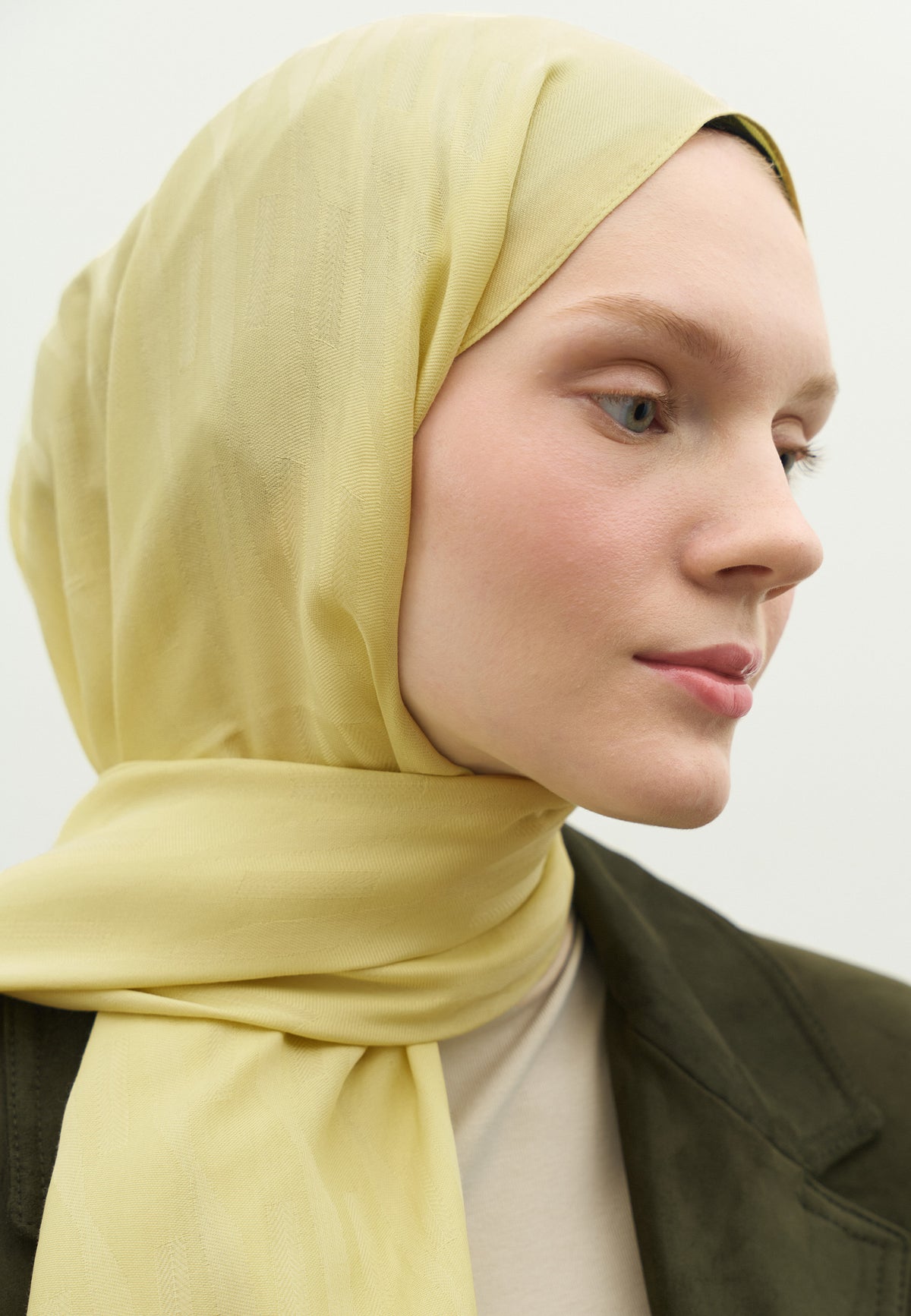 Soft Sarı Nara Pamuk Floş Jakarlı Şal