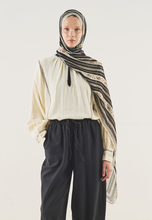 Siyah Floral Lines Desen Soft Viskon Şal