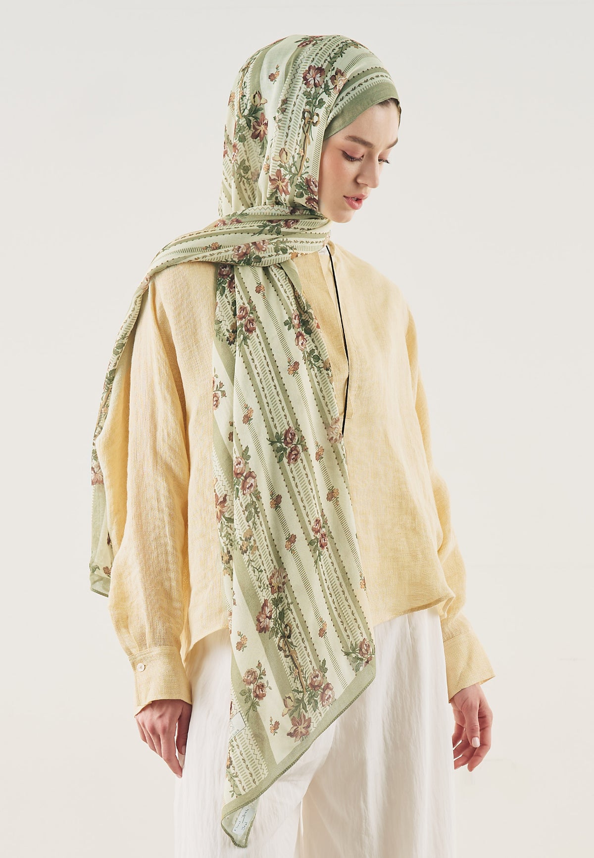 Yeşil Floral Touch Desen Soft Viskon Şal