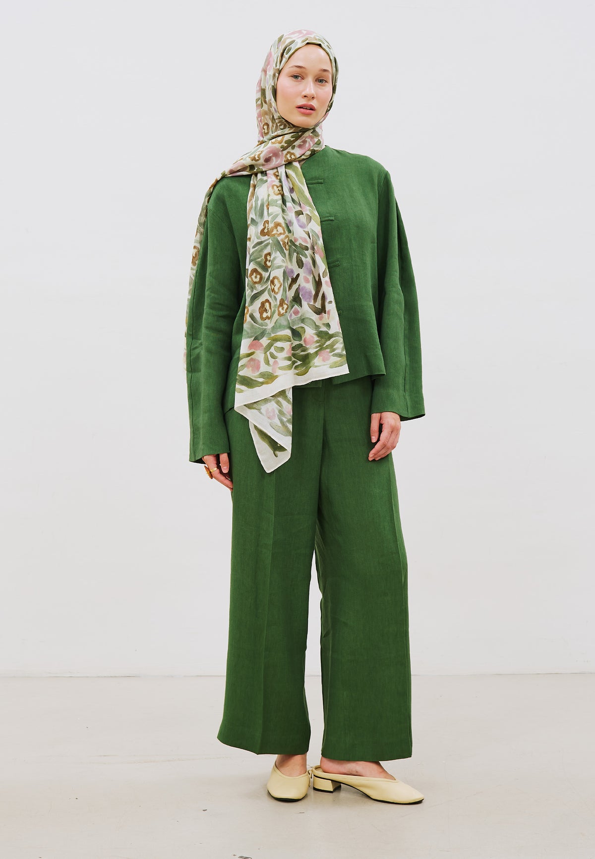 Floral Whimsy Desen Rami Viskon Şal Yeşil