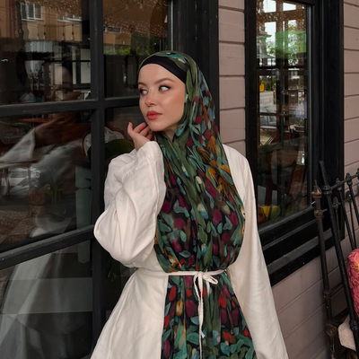 Floral Whimsy Desen Rami Viskon Şal Siyah